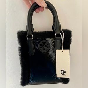 🖤NWT Tory Burch Blake Patent Shearling Mini Shopper